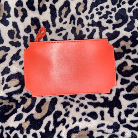 Zipper pouch - Picture 2 of 4